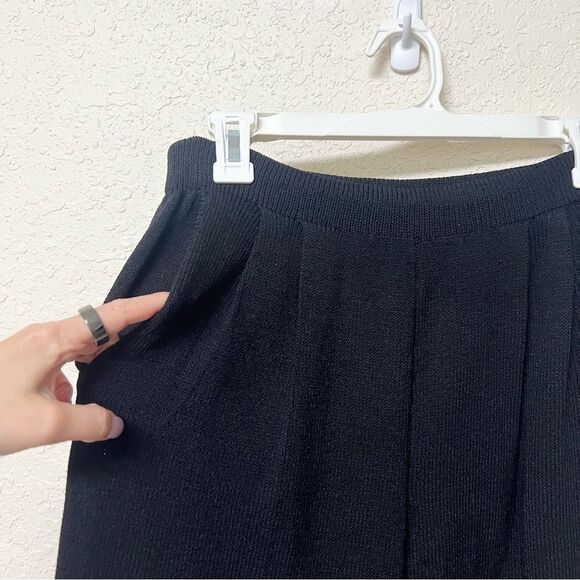 St John Separates Black Elastic Waist Pockets  Santana Knit Pant Size 4 USA - Picture 2 of 8